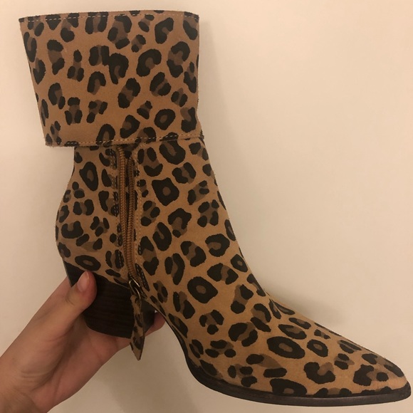 Ankle booties - Picture 2 of 2